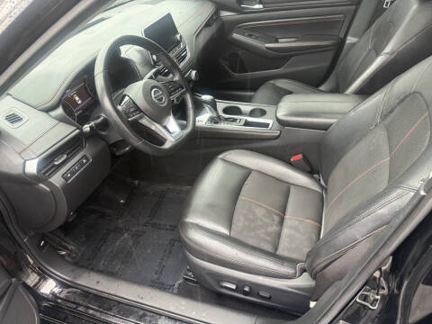 2020 Nissan Altima 2.0 SR