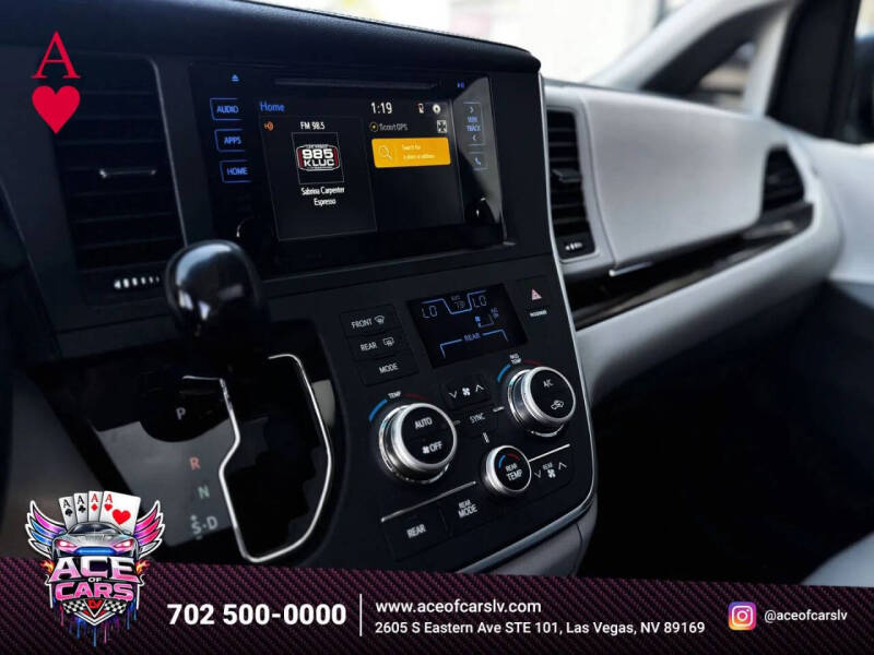 2017 Toyota Sienna