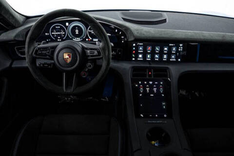 2025 Porsche Taycan Turbo GT w/ Weissach Package