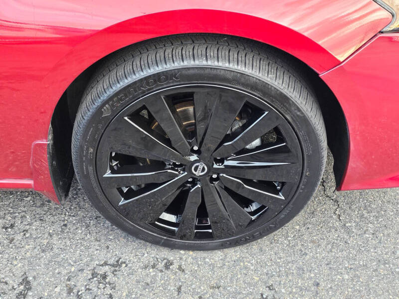 2022 Nissan Altima 2.5 SR