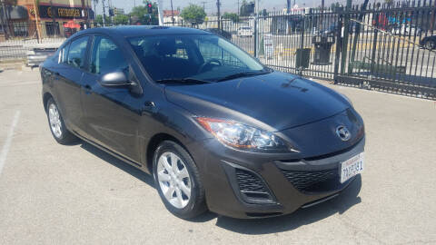 2011 Mazda MAZDA3 for sale at Valley Classic Motors in North Hollywood CA