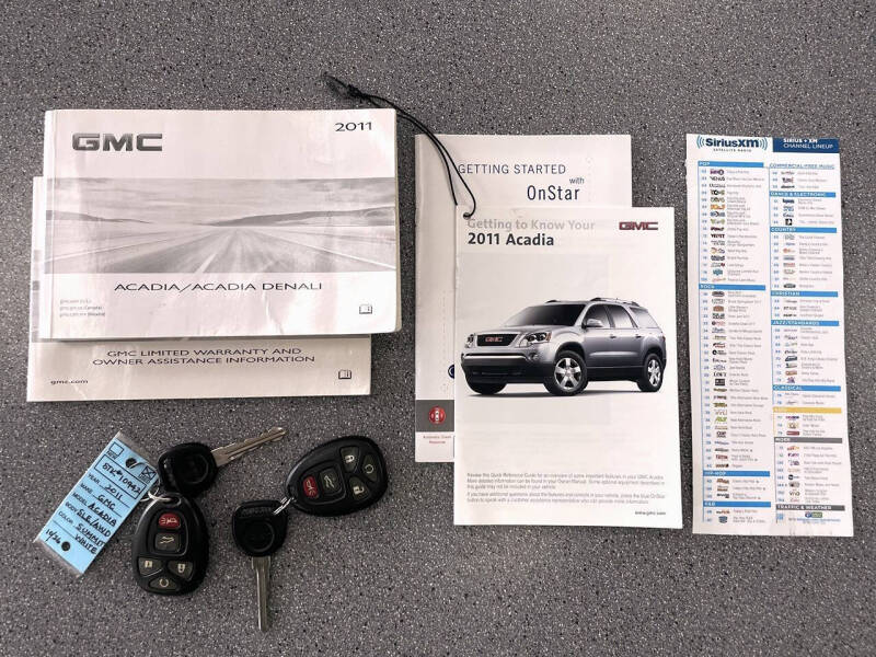 2011 GMC Acadia SLE