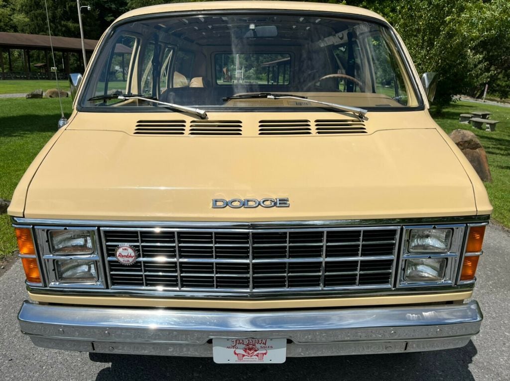 1981 Dodge Ram Van 8