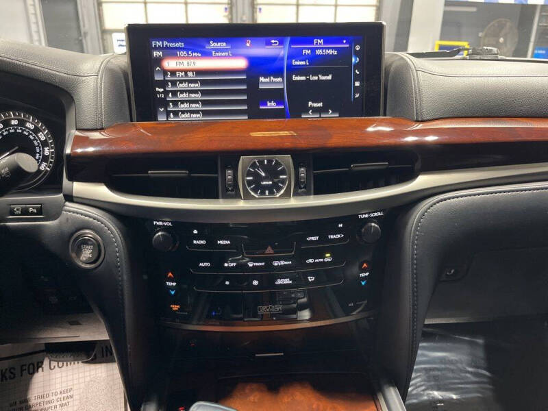2019 Lexus LX 570