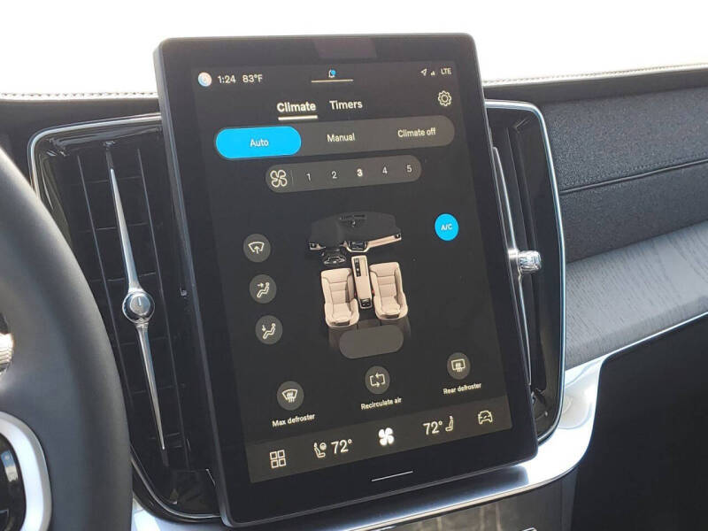 2025 Volvo XC90 B6 Ultra Bright Theme 7P