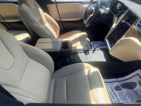 2017 Tesla Model S