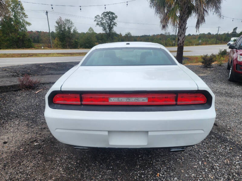 2012 Dodge Challenger SXT