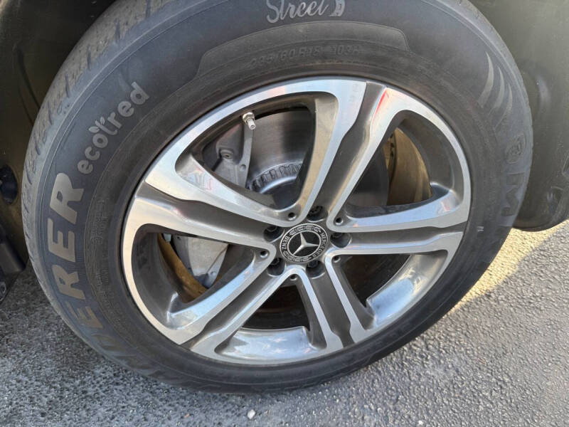 2019 Mercedes-Benz GLC GLC 300