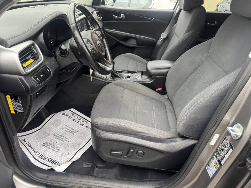 2017 Kia Sorento LX