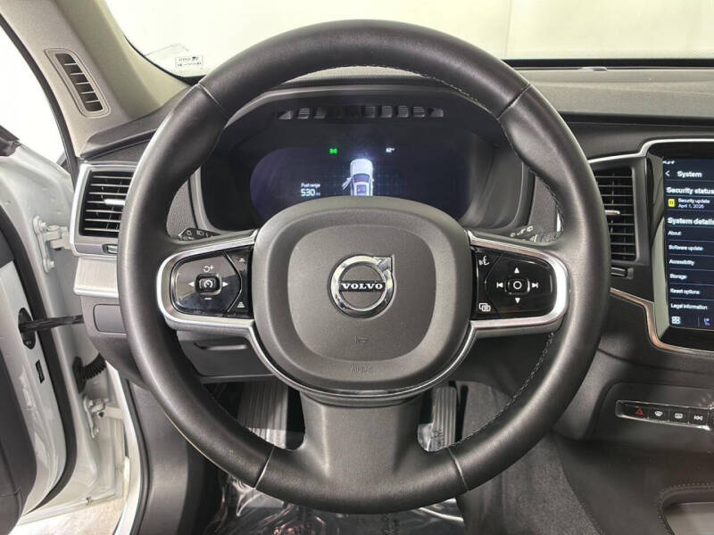 2023 Volvo XC90 B5 Core