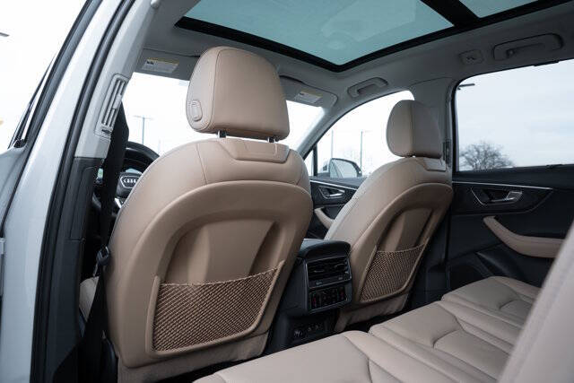 2025 Audi Q7 quattro Premium Plus 45 TFSI