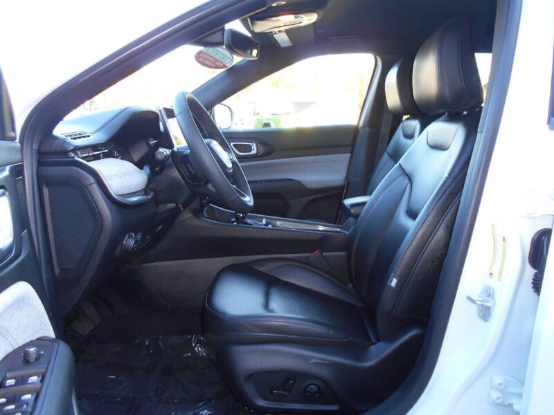 2024 Jeep Compass Latitude Lux