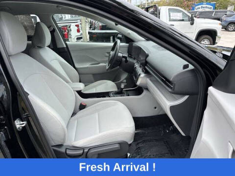 2025 Hyundai Kona SEL