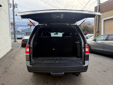 2016 Lincoln Navigator Select