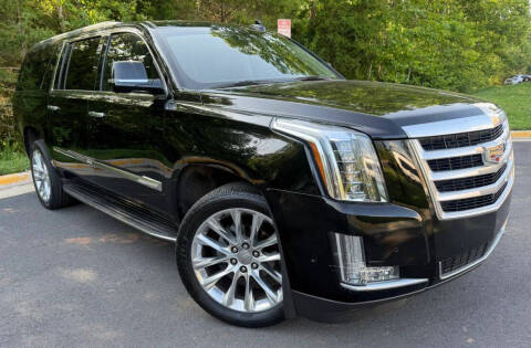 2018 Cadillac Escalade ESV Luxury