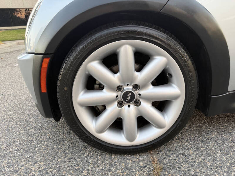 2004 MINI Cooper S