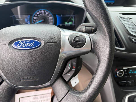 2015 Ford C-MAX Hybrid SE