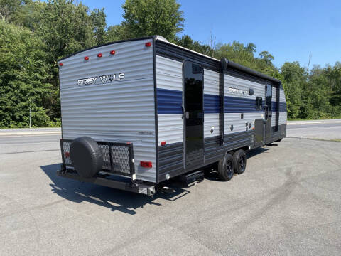 2021 Forest River Cherokee Grey Wolf 26DBH