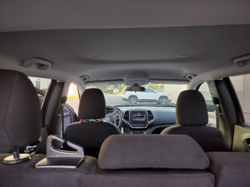 2019 Jeep Cherokee Latitude