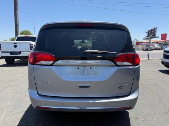 2017 Chrysler Pacifica Limited