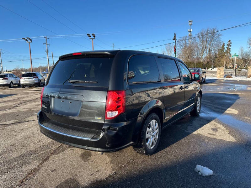 2016 Dodge Grand Caravan American Value Package