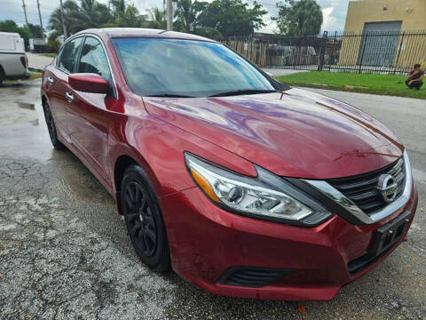 2017 Nissan Altima for sale at Vice City Deals in Doral FL