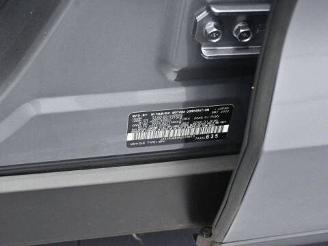 2022 Mitsubishi Outlander SE