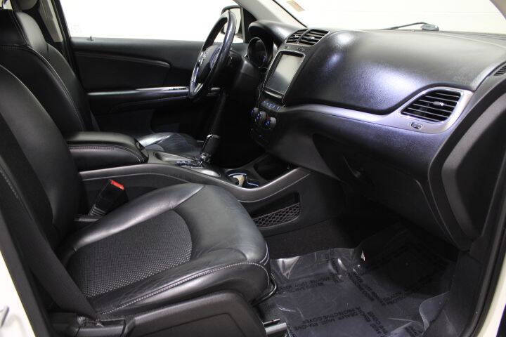 2019 Dodge Journey Crossroad