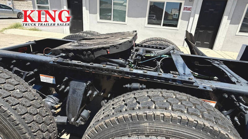 2023 Freightliner Cascadia