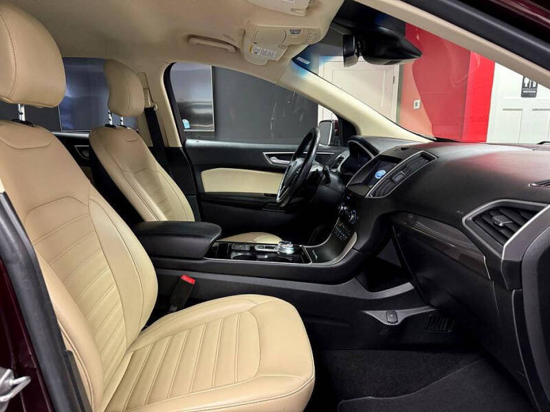 2019 Ford Edge SEL