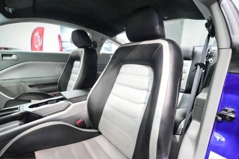 2007 Ford Mustang GT Deluxe