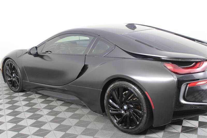 2015 BMW i8