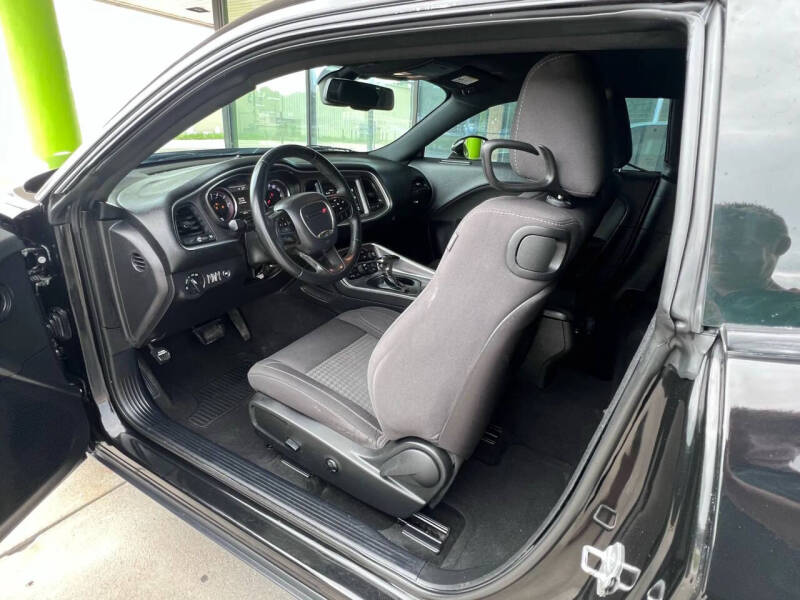 2019 Dodge Challenger SXT