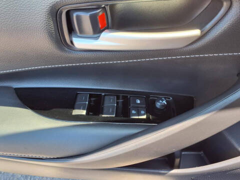 2023 Toyota Corolla Hatchback SE