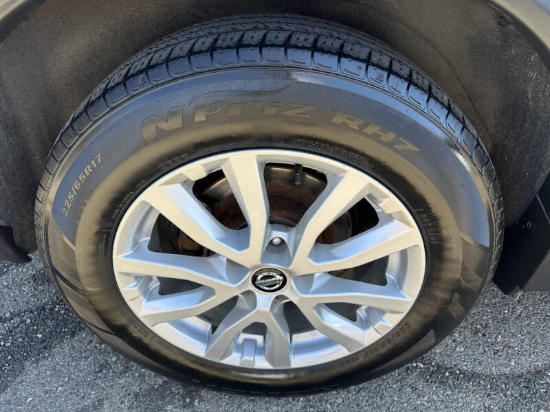 2019 Nissan Rogue SV