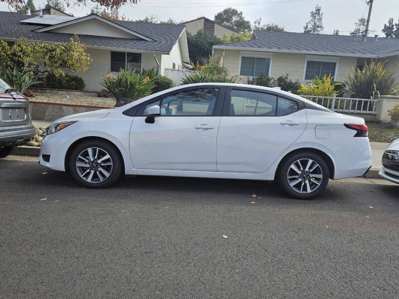 2023 Nissan Versa SV