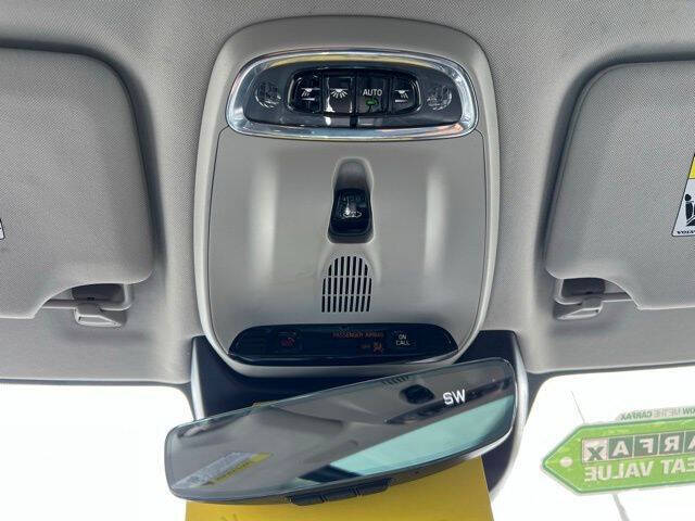 2020 Volvo V90 Cross Country T6