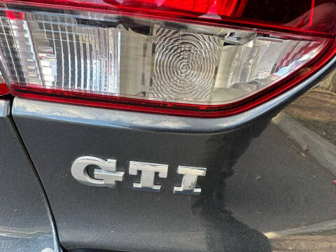 2013 Volkswagen GTI Base PZEV