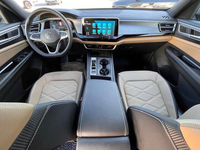 2024 Volkswagen Atlas Cross Sport SE 4Motion