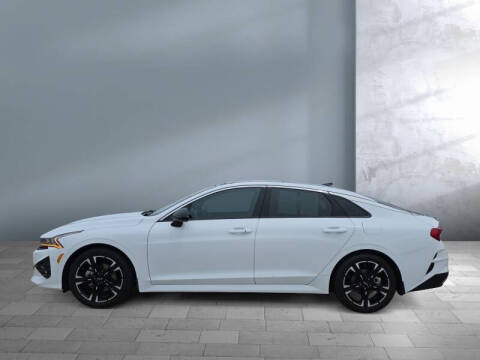 2022 Kia K5