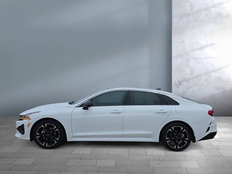 2022 Kia K5