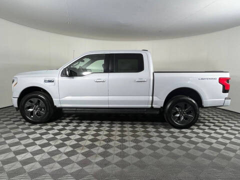 2025 Ford F-150 Lightning Flash