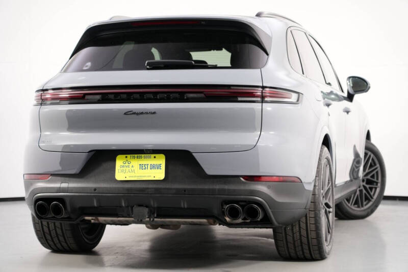 2024 Porsche Cayenne