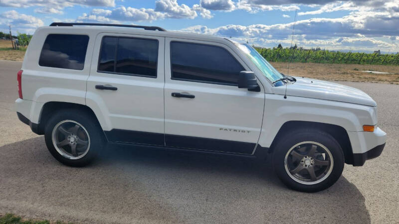 2014 Jeep Patriot for sale at McMinnville Auto Sales LLC in Mcminnville OR