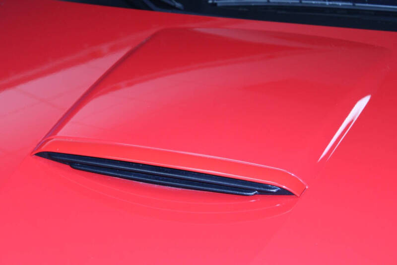 2005 Ford Thunderbird Deluxe