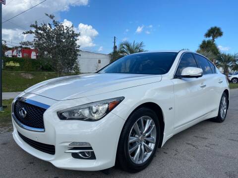 2017 Infiniti Q50 for sale at GCR MOTORSPORTS in Hollywood FL