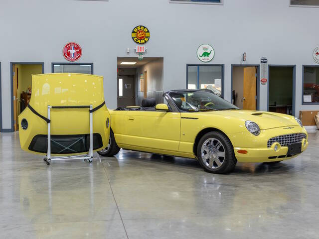 2002 Ford Thunderbird Deluxe