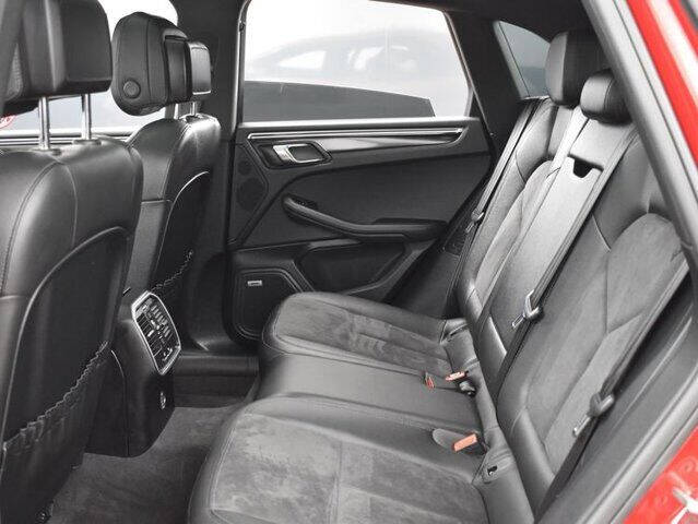 2018 Porsche Macan S