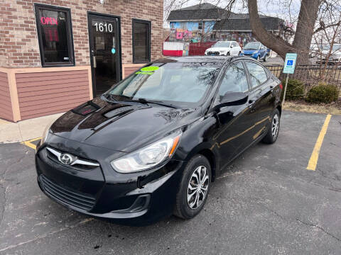 2013 Hyundai Accent for sale at Lakes Auto Sales in Round Lake Beach IL