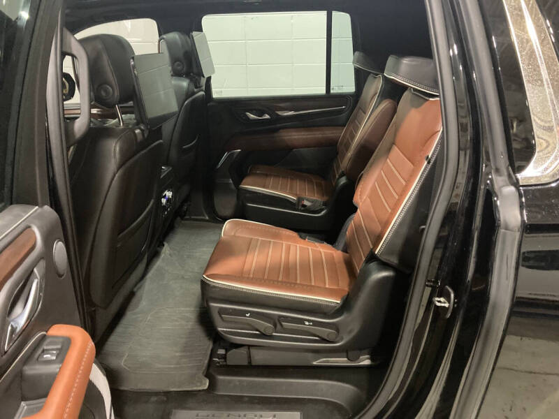 2023 GMC Yukon XL Denali Ultimate